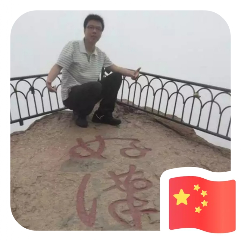一只小虎牙的第一张照片--连城相亲网