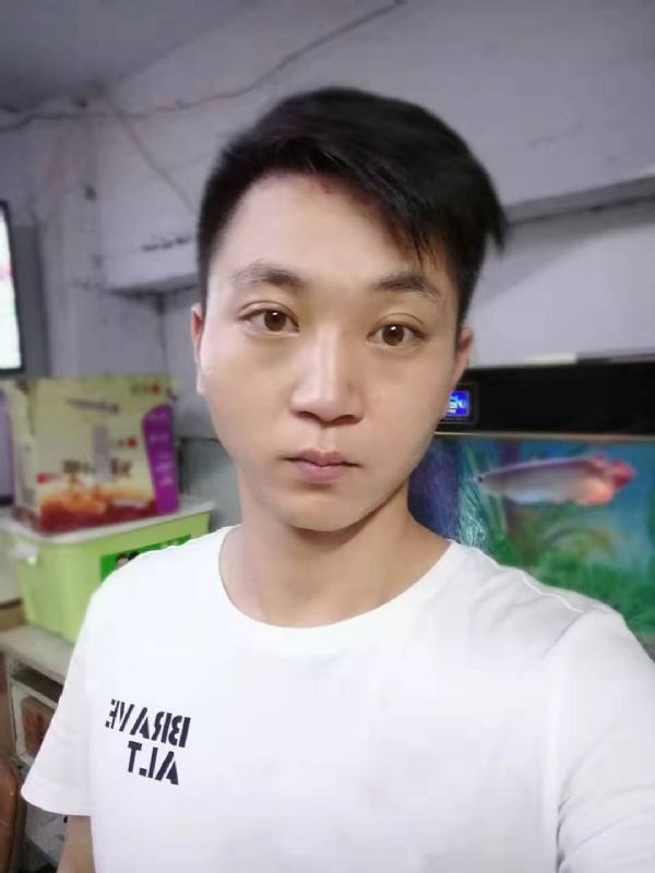 七秒记忆的第一张照片--连城相亲网