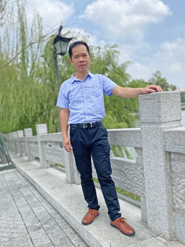 奇峰向阳的第一张照片--连城相亲网
