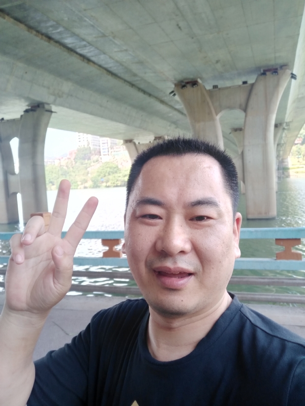 上人的第一张照片--连城相亲网