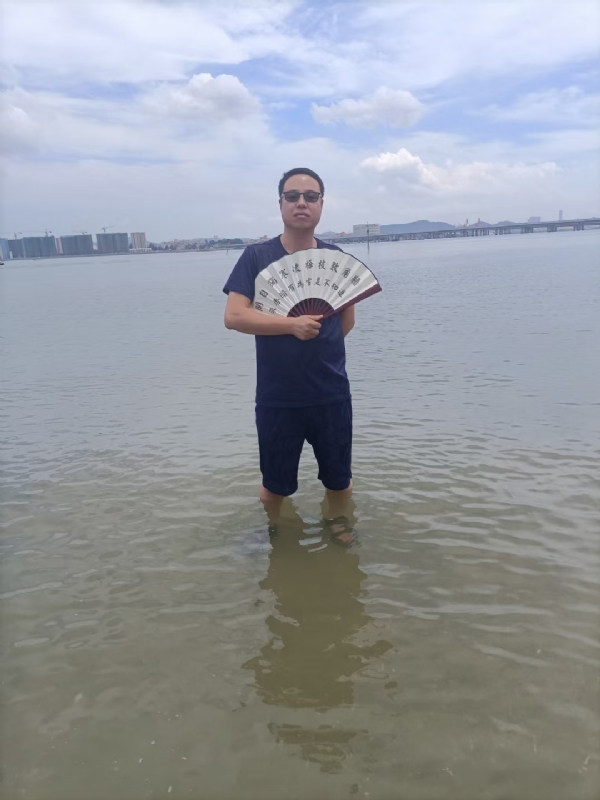 浪迹天涯的第一张照片--连城相亲网
