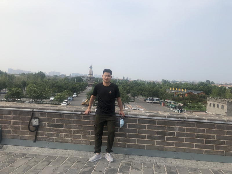 123.向左向右的第一张照片--连城相亲网