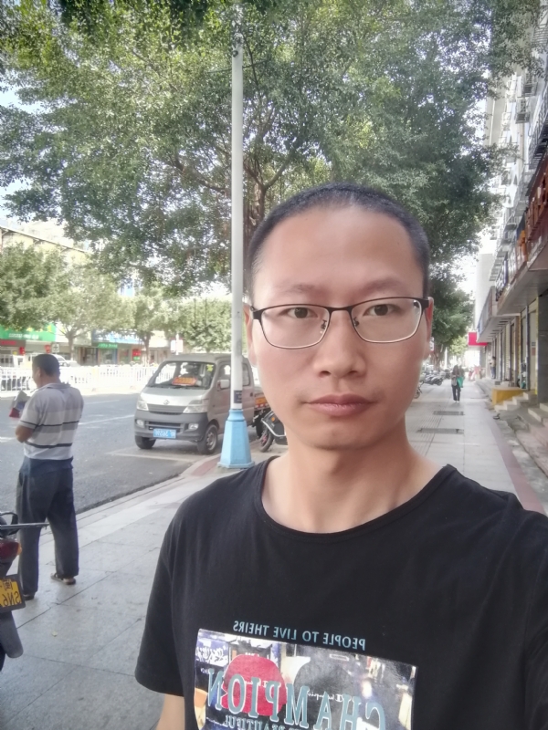 老虎的第一张照片--连城相亲网