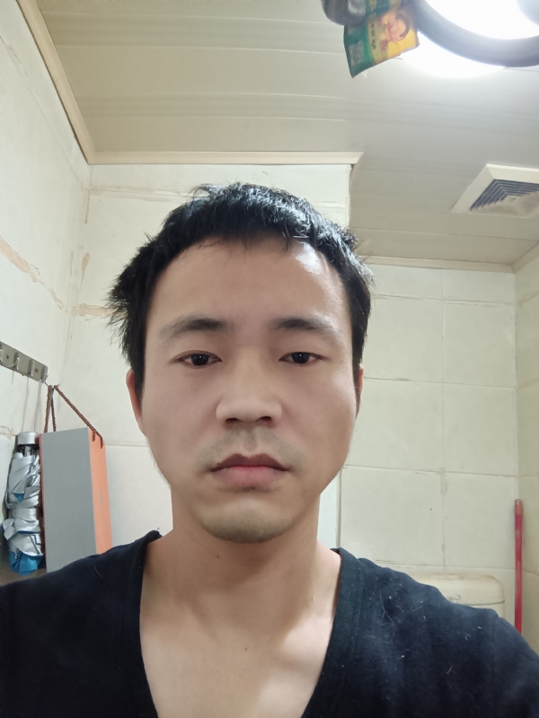 守望天空的第一张照片--连城相亲网